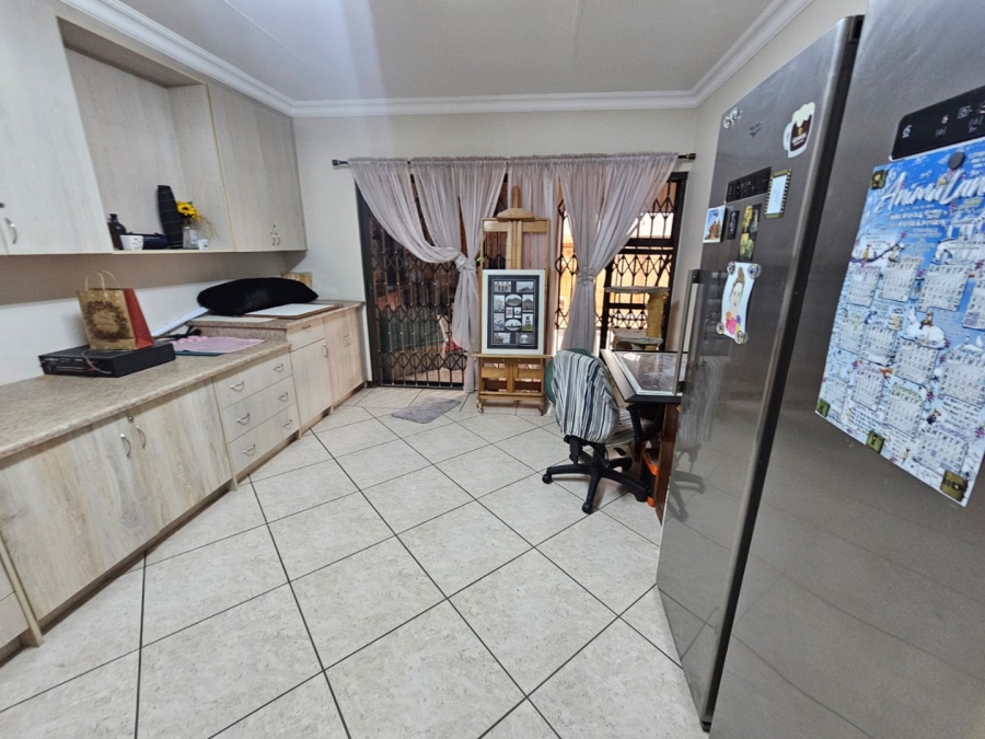 3 Bedroom Property for Sale in Vaalpark Free State